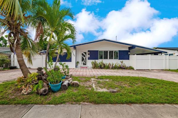 21140 NE 26th Ave, Miami, Florida 33180, image 1