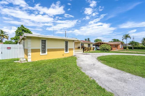 Andover, 105 NE 213th St, Miami Gardens, Florida 33179, image 3