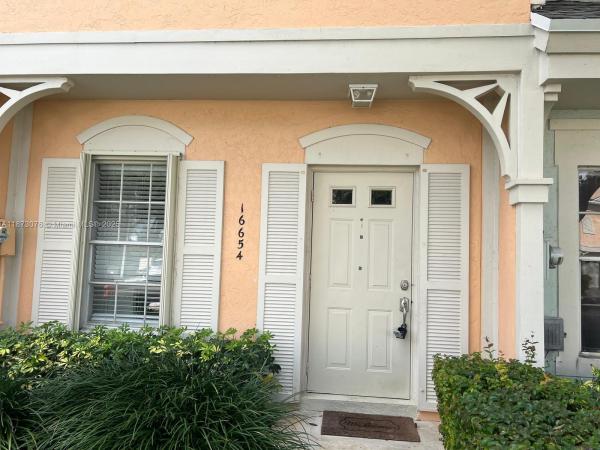 Coconuts, 16654 Hemingway Dr #16654, Weston, Florida 33326, image 1