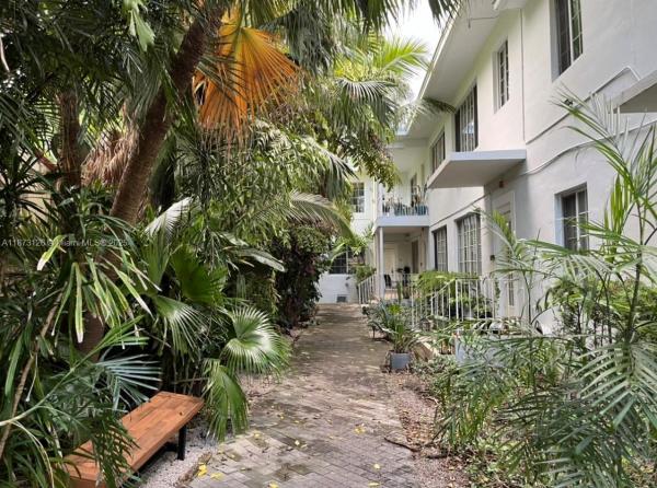 The Casa Bella On Beach, 840 Lenox Ave #12, Miami Beach, Florida 33139, image 1