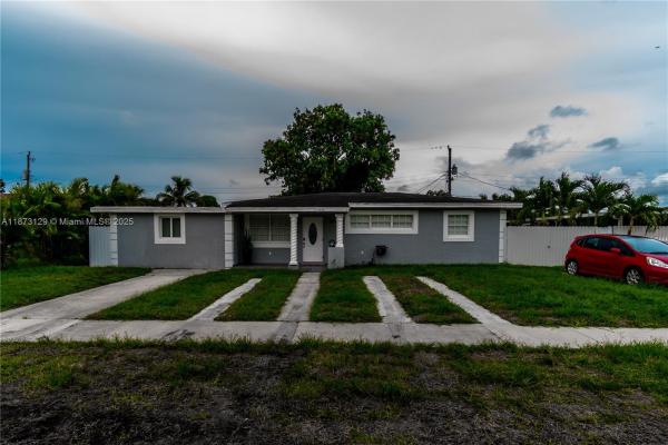 Myrtle Grove, 3291 NW 171st Ter, Miami Gardens, Florida 33056, image 3