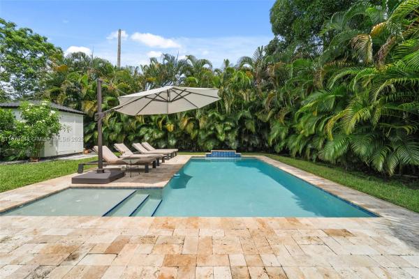 5 NW 107th St, Miami, Florida 33168, image 1