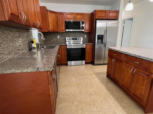 Richmond Heights Residential, 14721 Pierce St, Richmond Heights, Florida 33176, image 2