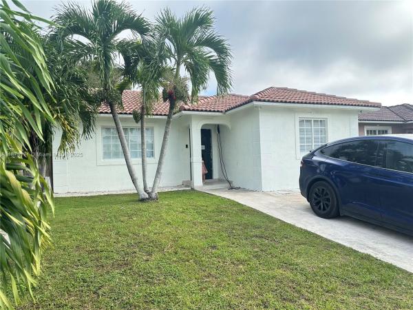 14353 SW 176th Ter, Miami, Florida 33177, image 1