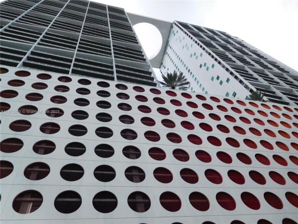 500 Brickell West, 55 SE 6th St #2107, Miami, Florida 33131, image 1