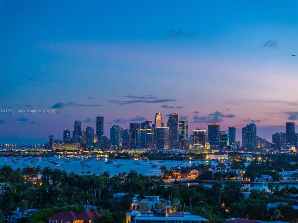 Di Lido Island, 814 W Dilido Dr, Miami Beach, Florida 33139, image 2