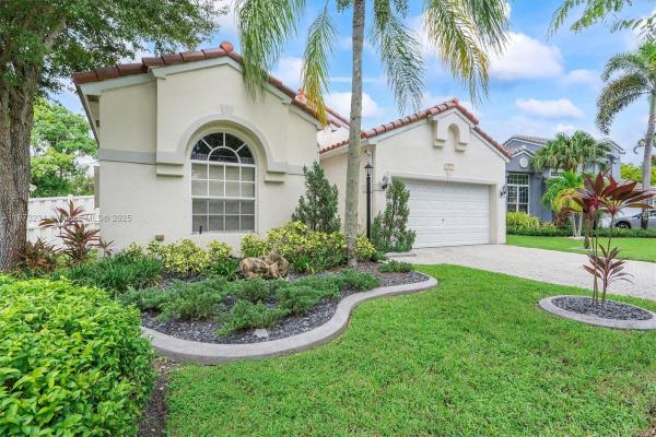 Clubside, 1572 NW 135th Ave, Pembroke Pines, Florida 33028, image 1