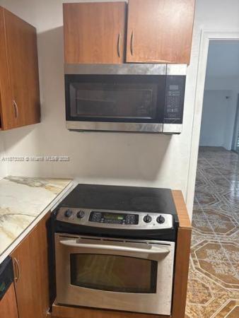 The Lakes Of Inverrary, 3301 Spanish Moss Ter #305, Lauderhill, Florida 33319, image 1