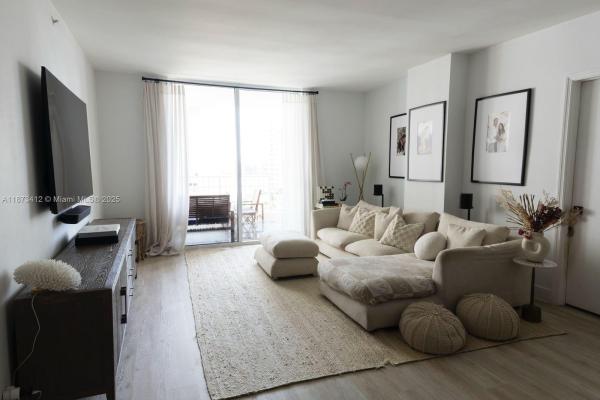 Courvoisier Courts, 701 Brickell Key Blvd 1106, Miami, Florida 33131, image 1