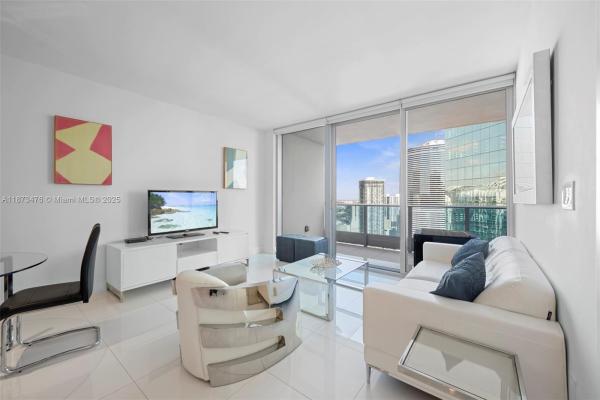 Epic Hotel & Residences, 200 Biscayne Boulevard Way #4311, Miami, Florida 33131, image 1