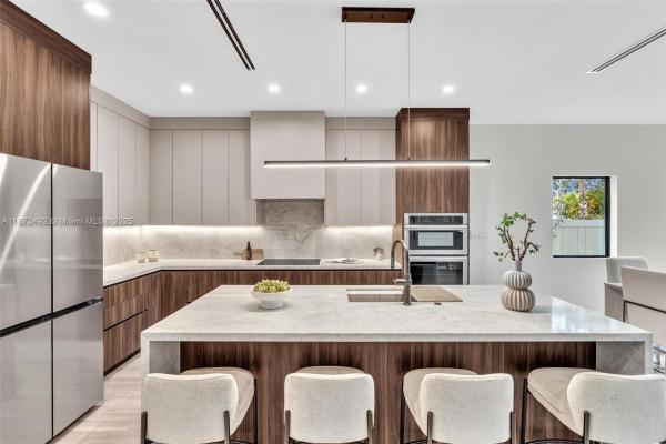 East Shenandoah, 1387 SW 22nd Ter, Miami, Florida 33145, image 1