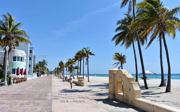 The Villas At Harbor Isles, 2225 Clipper Pl #5104, Dania Beach, Florida 33312, image 1