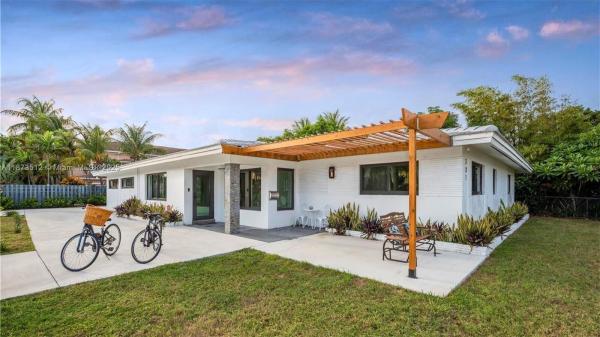 Harbor Village, 201 NE 26th Ave, Pompano Beach, Florida 33062, image 1