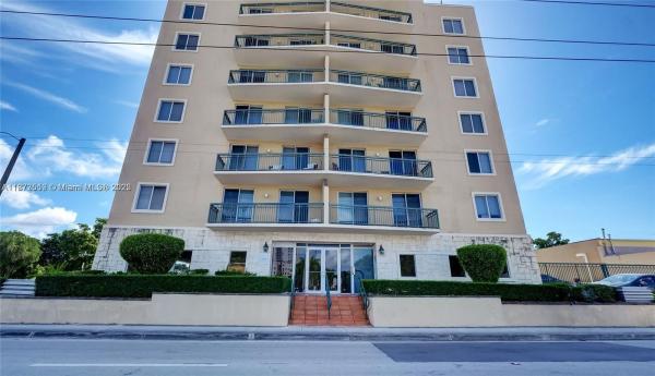 Douglas Place In Golden Pines, 2501 Douglas Rd 601, Miami, Florida 33133, image 1