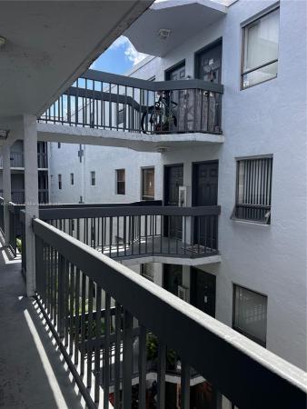 Presidential Golfview, 1850 N Congress Ave #309, West Palm Beach, Florida 33401, image 1