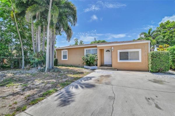 Willfred Park, 822 Avenida Hermosa, West Palm Beach, Florida 33405, image 1