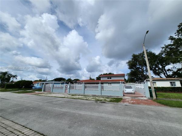 3620 SW 106th Ave, Unincorporated Dade County, Florida 33165, image 1