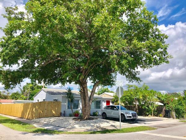 South Middle River, 1501 NE 3rd Ave, Fort Lauderdale, Florida 33304, image 1