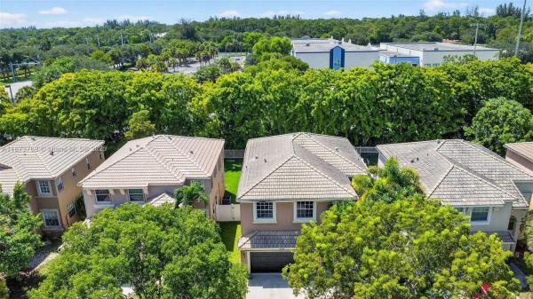 Pinehurst, 1579 Briar Oak Dr, Royal Palm Beach, Florida 33411, image 1