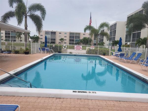 Meadowbrook Lakes, 1024 SE 4th Ave #403, Dania Beach, Florida 33004, image 1