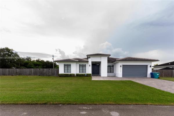 32352 SW 199th Pl, Homestead, Florida 33030, image 1