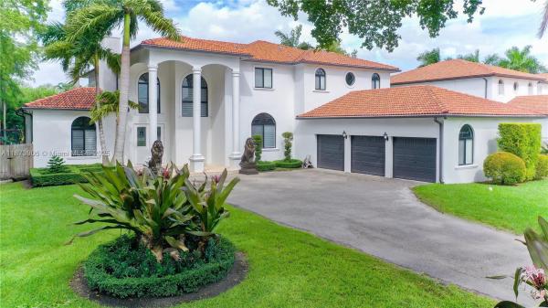 6950 SW 97th Ave, Unincorporated Dade County, Florida 33173, image 1