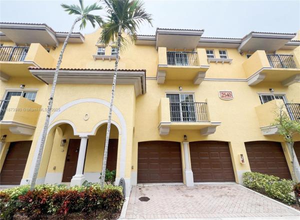 The Grove At River Oaks, 2540 SW 14th Ave #203, Fort Lauderdale, Florida 33315, image 2