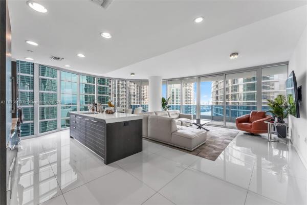 Epic Hotel & Residences, 200 Biscayne Boulevard Way 3601, Miami, Florida 33131, image 1