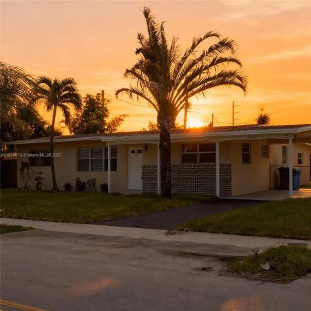 Twin Lakes South, 1060 NW 44 St, Oakland Park, Florida 33309, image 1