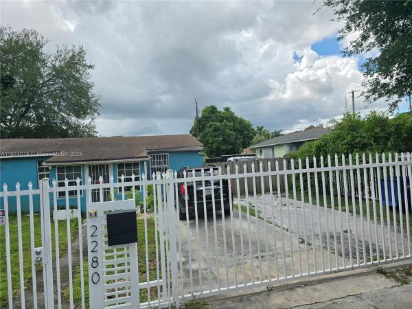 Carolinda Park, 2280 NW 93rd Ter, West Little River, Florida 33147, image 3