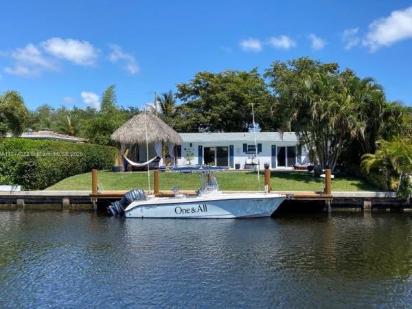 Cypress Harbor, 220 SE 9th St, Pompano Beach, Florida 33060, image 1