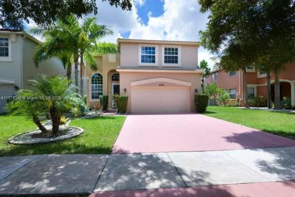 Scribner Village, 9770 Scribner Ln, Wellington, Florida 33414, image 1