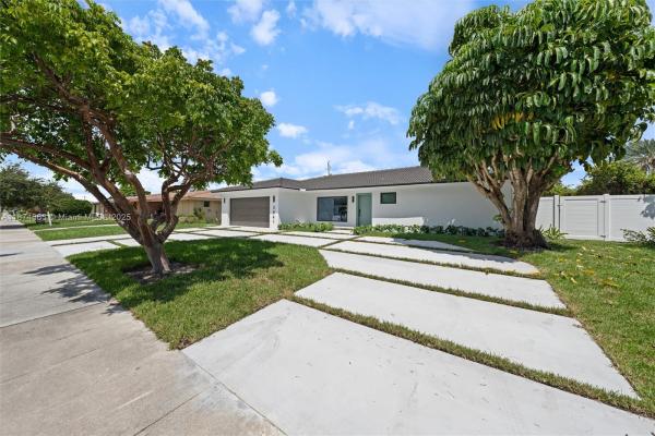 Venetian Isles, 3041 NE 45th St, Lighthouse Point, Florida 33064, image 1