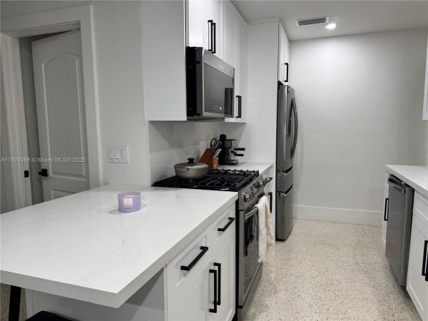 Driftwood Estates, 7681 Farragut St, Hollywood, Florida 33024, image 2