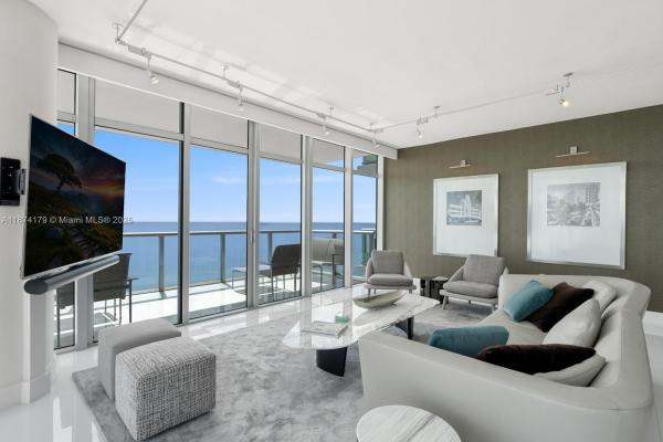The Caribbean, 3737 Collins Ave #S-1501, Miami Beach, Florida 33140, image 2