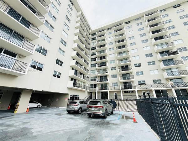 Manatee, 9273 Collins Ave #510, Surfside, Florida 33154, image 2