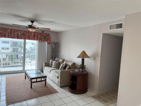 Riviera Isles, 3522 NE 171st St #303, North Miami Beach, Florida 33160, image 2