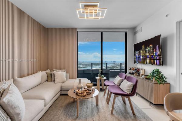 Natiivo Miami, 159 NE 6th St #4016, Miami, Florida 33132, image 1