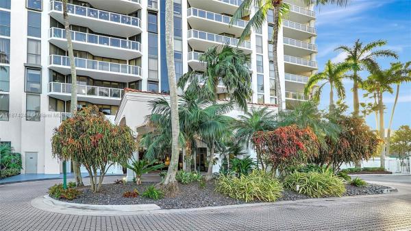Harbor Tower At The Waterways, 3598 Yacht Club Dr #1901, Aventura, Florida 33180, image 1
