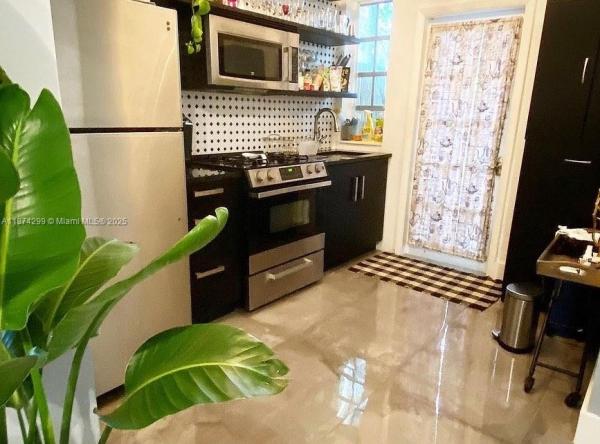 Beachgardens, 439 15th St 16, Miami Beach, Florida 33139, image 1