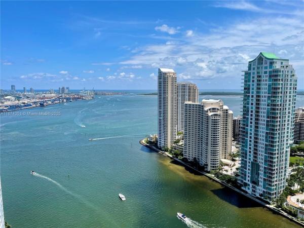 Met 1, 300 S Biscayne Blvd #T-3410, Miami, Florida 33131, image 1