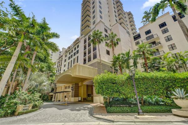Puerta De Palmas, 888 S Douglas Rd 304, Coral Gables, Florida 33134, image 1