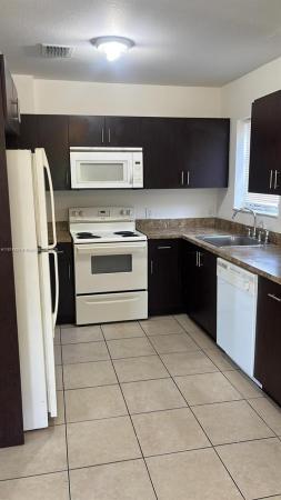 Lauderdale Manors, 1642 NW 14th St, Fort Lauderdale, Florida 33311, image 1