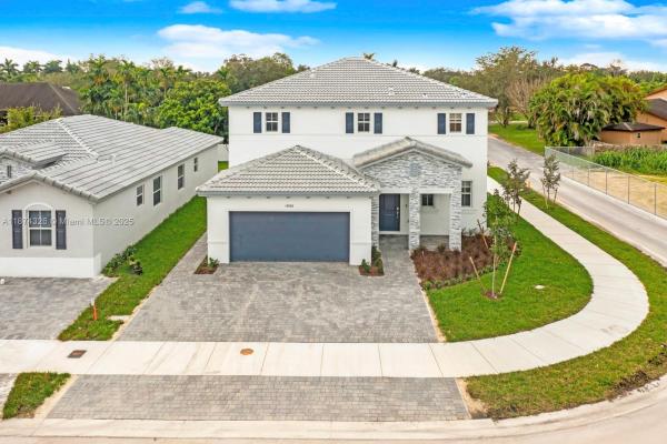 14888 SW 163rd Ter, Miami, Florida 33187, image 1