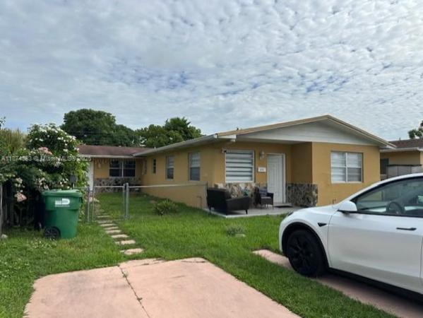 9241 SW 39th St, Miami, Florida 33165, image 1