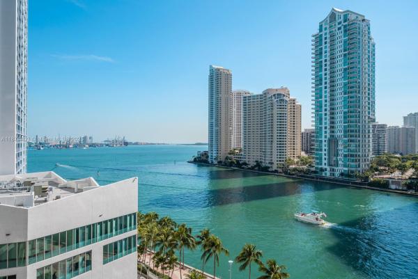 Met 1, 300 S Biscayne Blvd #L-1022, Miami, Florida 33131, image 1