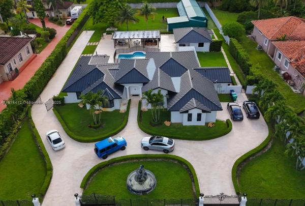 Sweetwater Estates, 350 NW 124th Ave, Tamiami, Florida 33182, image 2
