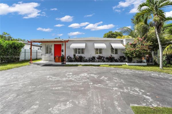 1260 NE 135th St, Miami, Florida 33161, image 1