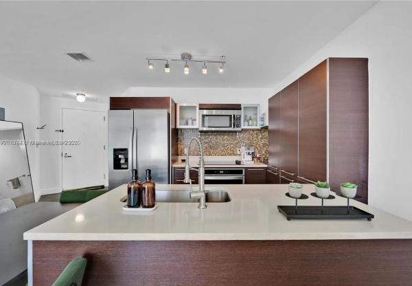 Quantum On The Bay, 1900 N Bayshore Dr #3507, Miami, Florida 33132, image 1