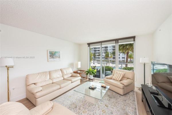 The Mark On Brickell, 1155 Brickell Bay Dr #609, Miami, Florida 33131, image 1